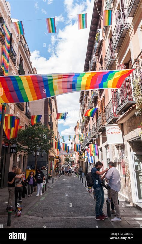 barrio gay madrid|De Stonewall a Chueca, historia del Orgullo en Madrid.